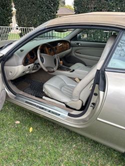 1998 JAGUAR  XK8   4 Litre V8 auto