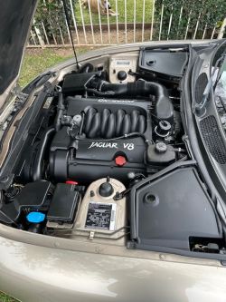 1998 JAGUAR  XK8   4 Litre V8 auto