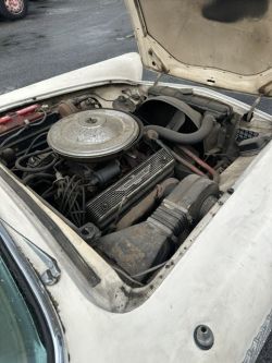 1957 FORD   Thunderbird    312 V8 4V auto 
